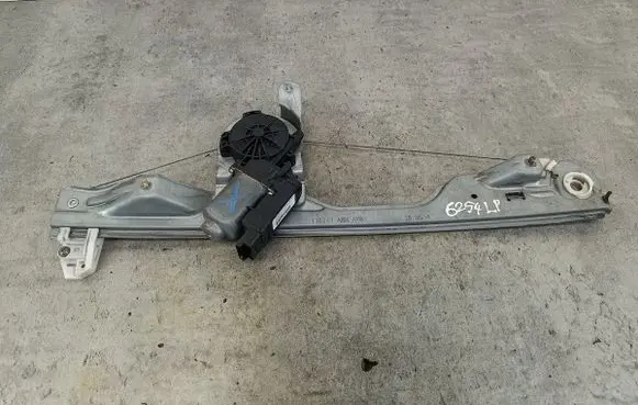 Renault Modus Front door window regulator with motor 
