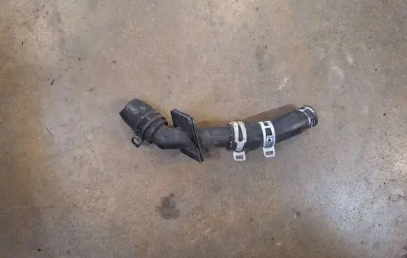 Mercedes-Benz ML W164 Engine coolant pipe/hose A2515060018