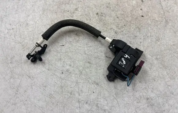 BMW 3 E90 E91 Curtain motor 8972002400
