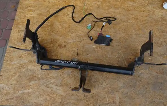 Peugeot Expert Rear bumper cross member