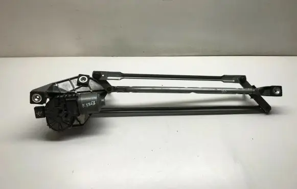 Ford Kuga I Front wiper linkage and motor 8V4117508BA 3397021139 0390241697