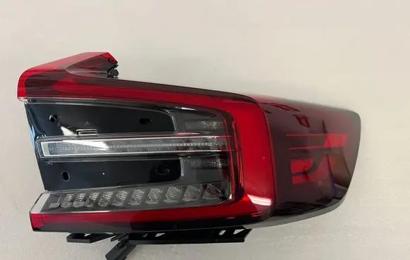 Volvo C40 Rear/tail lights 32365667 2SK01556102 25081002R