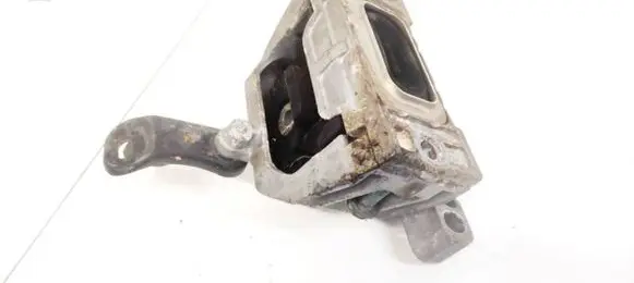 Volkswagen Touran I Engine mount bracket 1K0199262AB