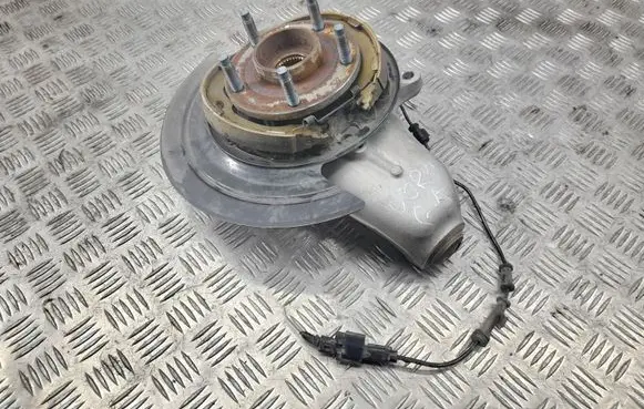 Chevrolet Corvette Rear wheel hub