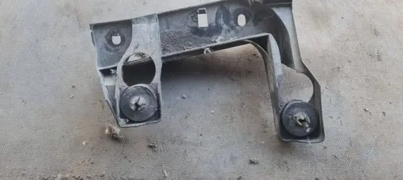 Volvo V70 Other engine bay part 3528121