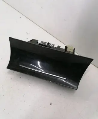 Skoda Superb B5 (3U) Ashtray (front) 3U1857962