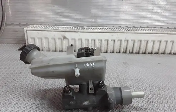 Ford Transit Master brake cylinder
