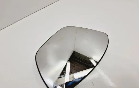 Peugeot 2008 II Wing mirror glass SP0010321