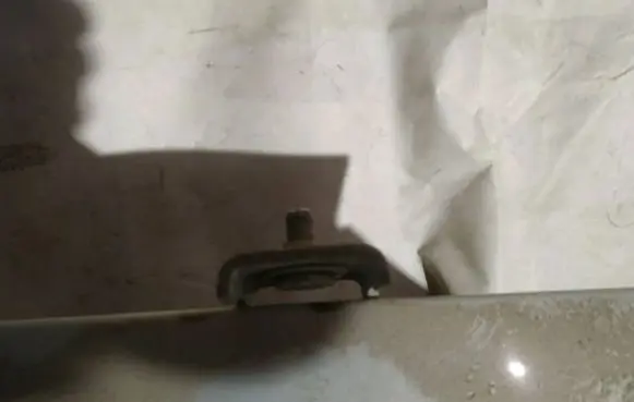 Renault Megane II Tailgate/trunk/boot hinge