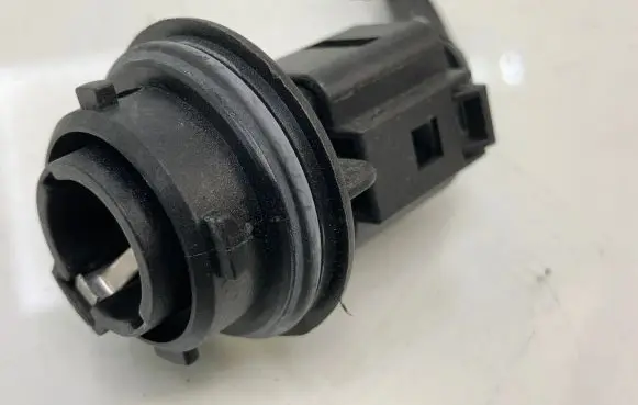 Volvo C30 Tail light bulb cover holder 0027713001