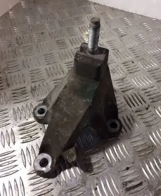 Ford Focus Engine mounting bracket 98AB7M125CG