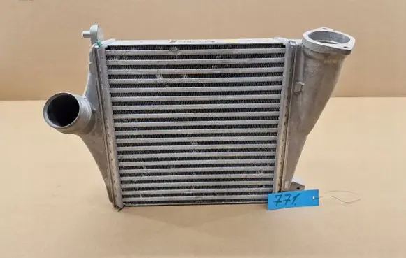 Bentley Bentayga Intercooler radiator