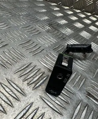 USB socket connector