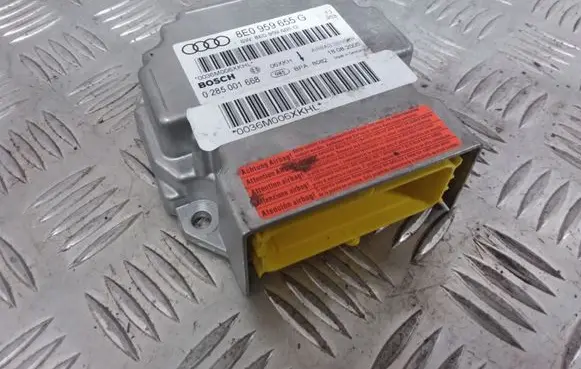 Audi A4 S4 B7 8E 8H Airbag control unit/module 8E0950655G 0285001668