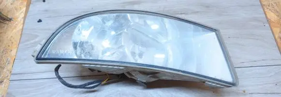 Skoda Octavia Mk2 (1Z) Front fog light 1Z0941702C 1Z0941700C