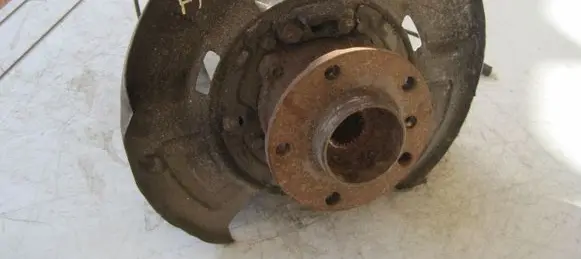 BMW X5 E70 Rear wheel hub 6770984
