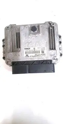 Hyundai i30 Engine control unit/module 391122A982