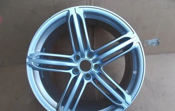 R20 alloy rim