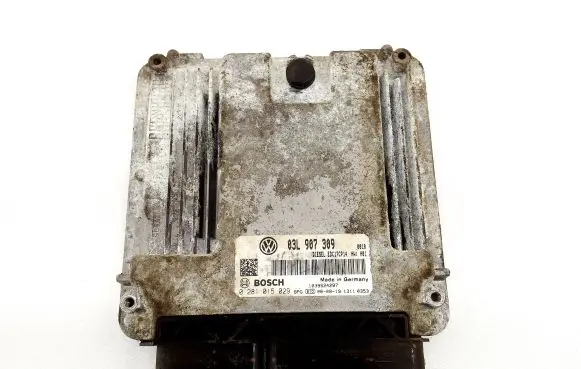 Volkswagen PASSAT CC Engine control unit/module 03L907309