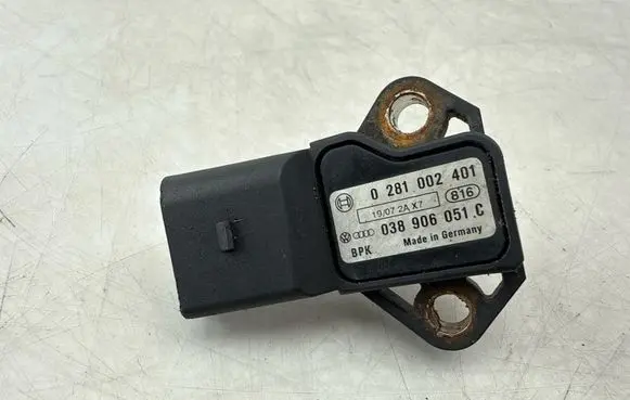 Audi A3 S3 8P Air pressure sensor 038906051C