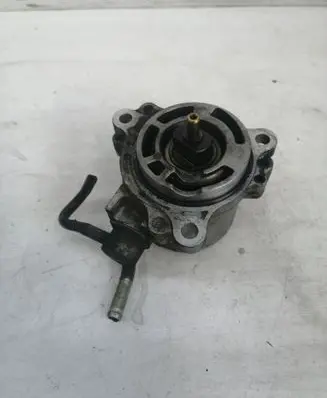 Mazda Premacy Vacuum pump X2T58171