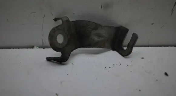 Other engine bay part