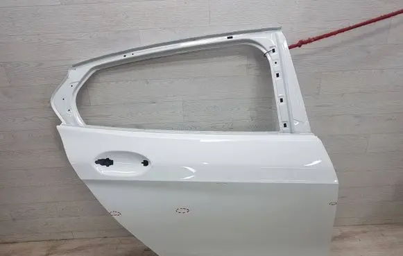 BMW 1 F40 Rear door