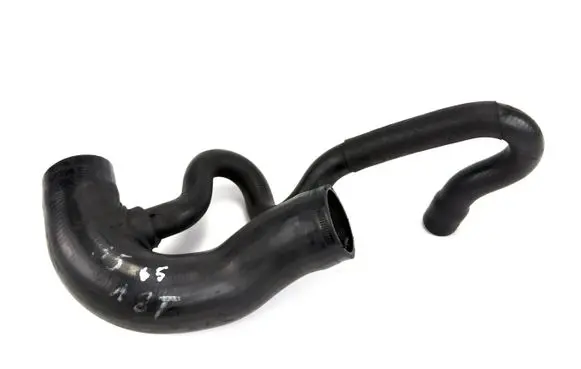 Volkswagen PASSAT B5 Intercooler hose/pipe 058145832B