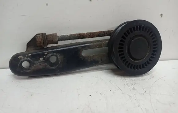 Subaru Legacy Generator/alternator belt tensioner