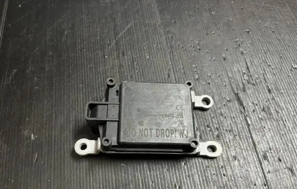Nissan Qashqai Distronic sensor radar 28438-6FL5A C435AAR33