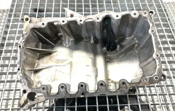 Audi A5 Oil sump 04L103601S