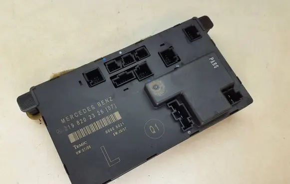 Mercedes-Benz CLS C219 Door control unit/module 2198202326 00005021