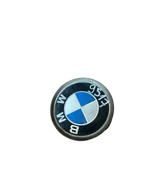 BMW 5 E60 E61 Original wheel cap 1095361
