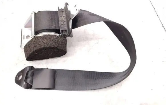 Citroen C5 Rear seatbelt T000045 96561744XX 34001570