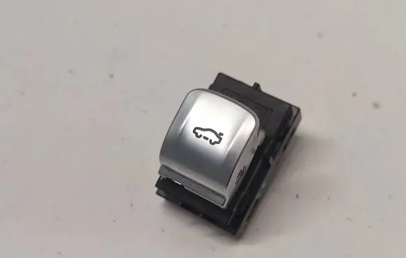 BMW 7 G11 G12 Tailgate/boot open switch button 9299459 61319299459