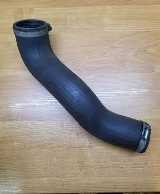 Volvo XC90 Intercooler hose/pipe