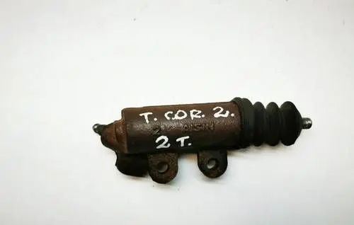 Toyota Corolla Verso AR10 Clutch slave cylinder