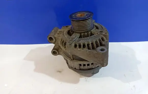 Land Rover Range Rover Sport L320 Generator/alternator YLE500400