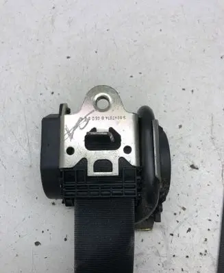 Volkswagen PASSAT CC Front seatbelt 3C1857705R