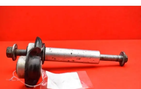 Rear control arm