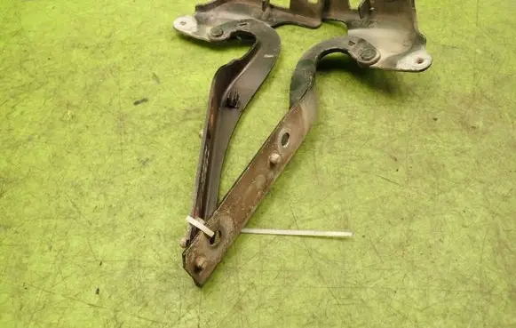 Peugeot 508 Engine bonnet/hood hinges 9676670280D