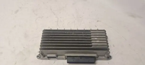 Audi A5 8T 8F Sound amplifier 8T0035223Q