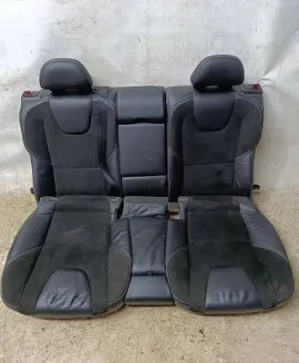 Volvo V40 Second row seats 