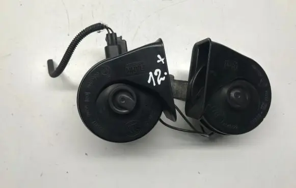 Ford C-MAX I Horn signal E30055306