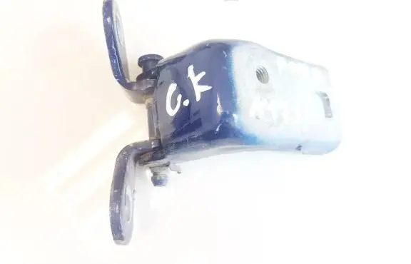 Ford Mondeo Mk III Rear door lower hinge 93bb-f26807-ak