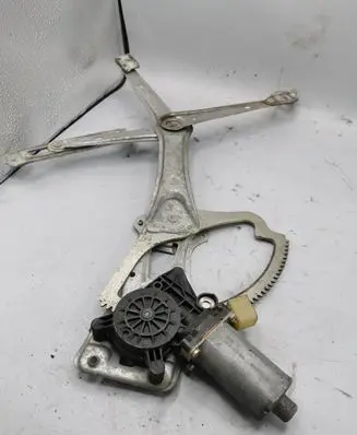 Mercedes-Benz E W210 Front door window regulator with motor 0130821708