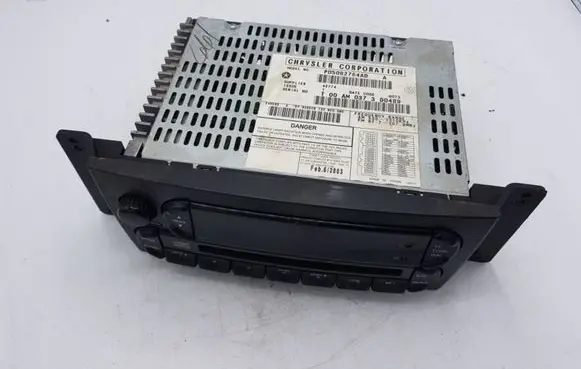 Chrysler Pacifica Radio/CD/DVD/GPS head unit P05082764AD