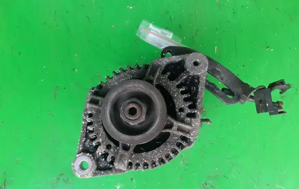 Nissan Primera Generator/alternator