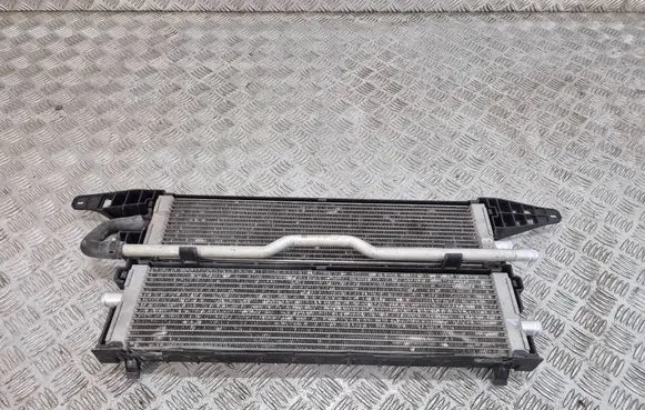 Porsche Panamera (970) Coolant radiator 7P0121212A 97010634115