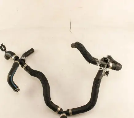 Ford Kuga II Engine coolant pipe/hose LX618B550HCB